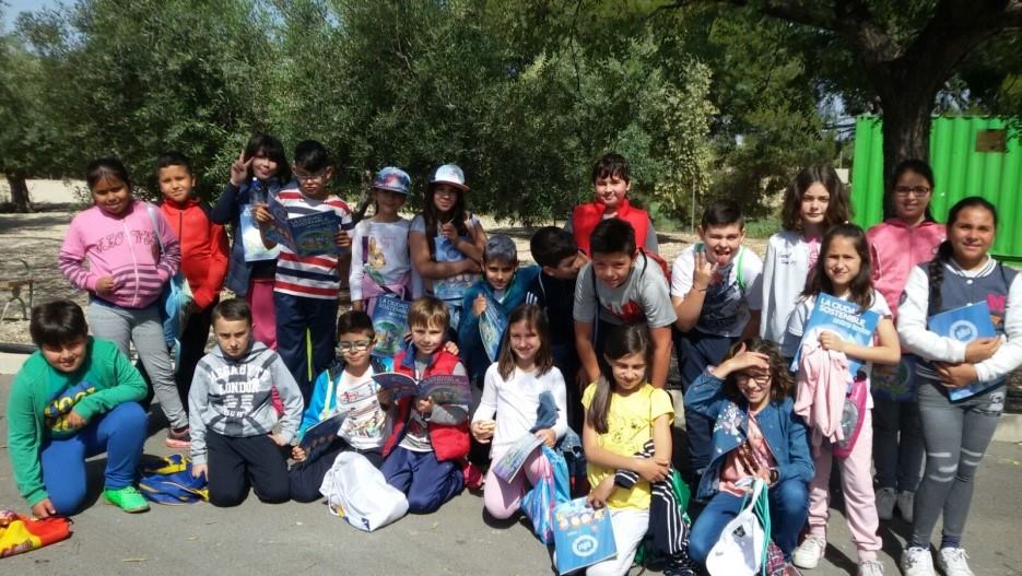 75 alumnos de lorqui visitan las instalaciones del centro de tratamientos de residuos de canada hermosa 60e7fb3179162