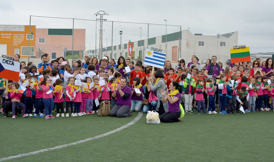alumnos y alumnas de los colegios jesus garcia y dolores escamez celebran las coleolimpiadas 60e7fe9f93fae