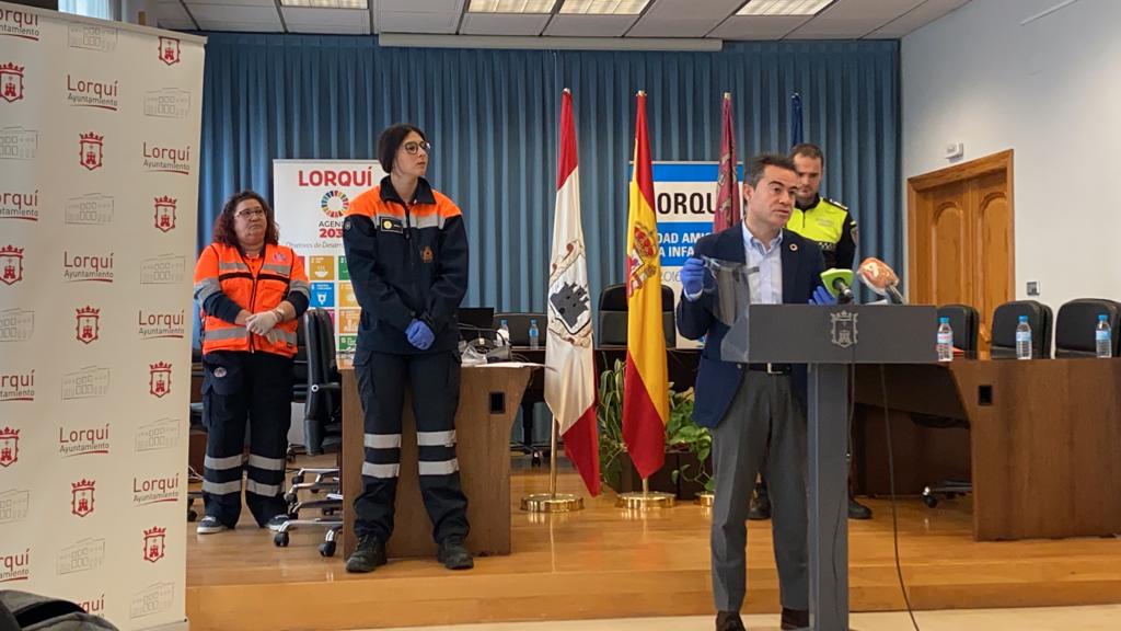 ayuntamiento policia local centro de salud y corporacion municipal de proteccion civil unidos para trabajar contra el coronavirus en lorqui 60e7f48c76b5a