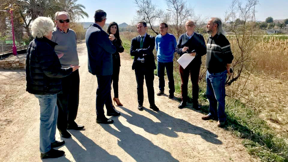 ayuntamiento y chs firman un convenio para la recuperacion de la ribera del rio 60e7f7029c6a6