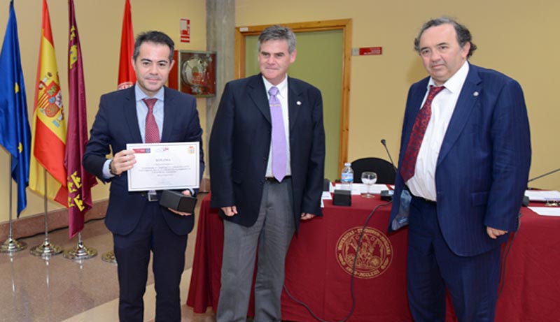 el alcalde de lorqui recibe una distincion de la um por su colaboracion en el programa erasmus 60e8011b170ad 1