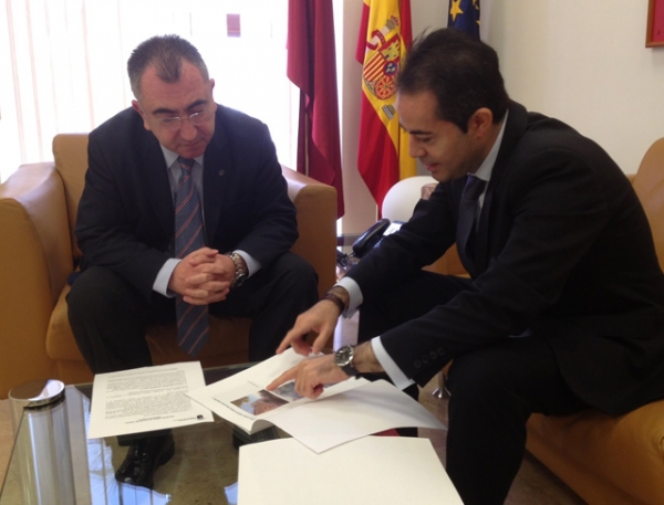 el alcalde de lorqui reclama al gobierno regional ayuda para adecuar la zona de los cabezos y las viviendas afectadas por el derrumbe de un muro 60e80556b5c86
