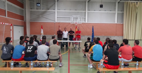 el ayuntamiento de lorqui colabora con el grupo chok dee academy para organizar un seminario de kick boxing 60e8040877253 1