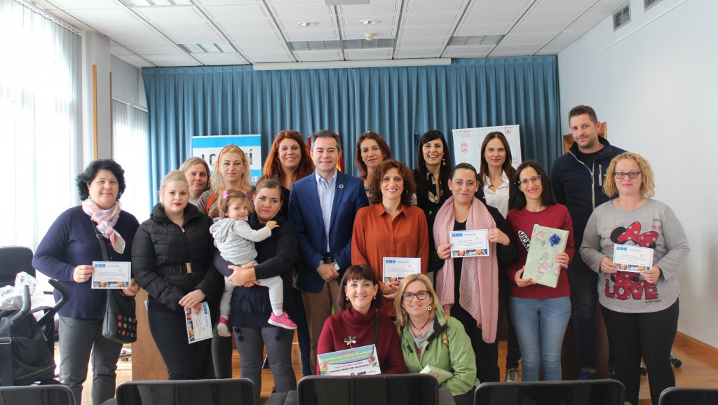 el ayuntamiento entrega los premios de la v campana compra sus libros en lorqui 60e7f5b9a2d7b