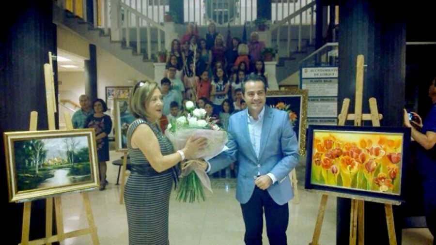 el ayuntamiento se convierte en sala de exposiciones y acoge una muestra de jovenes artistas locales 60e8035b2def9 1