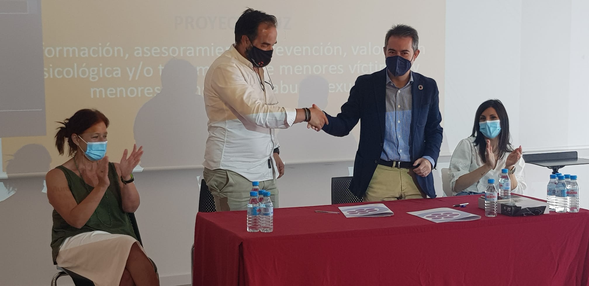 el ayuntamiento y la asociacion albores colaboran para la atencion a personas en situacion de especial vulnerabilidad 60e7f1e6e70bc