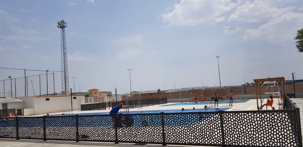 lorqui reabre sus piscinas para dar la bienvenida al verano 60e7f656dbe7b