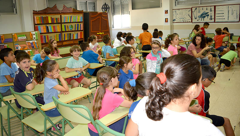 los alumnos de infantil y primaria vuelven a las aulas el 7 de septiembre y los de eso y bachiller el dia 15 de septiembre 60e7fdb623910