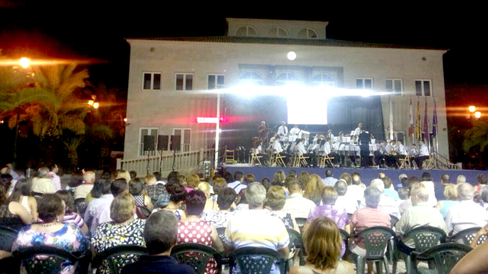 musica y fuegos artificiales para el fin de fiestas en lorqui la verdad 60e80287a6324