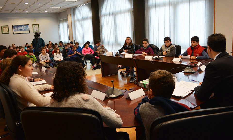 ninos y ninas de lorqui se convierten en concejales del ayuntamiento por un dia 60e7fc9ed6613
