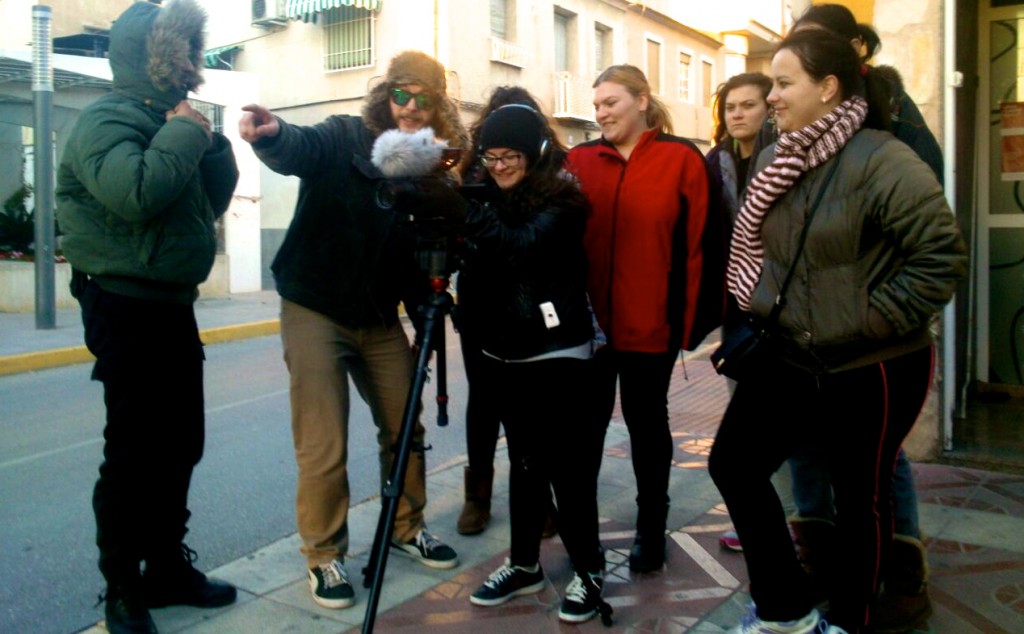 un grupo de jovenes de lorqui rueda un spot sobre el municipio 60e8019e23a24