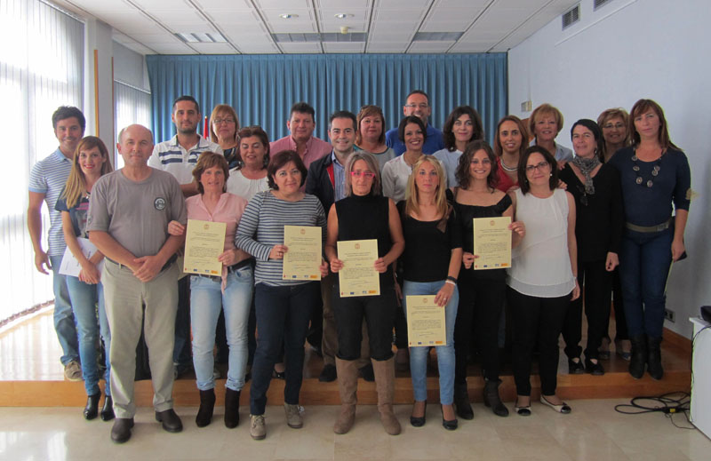 un total de 15 vecinos de lorqui finalizan su formacion como auxiliares de viveros y jardines 60e80239c9e76 1