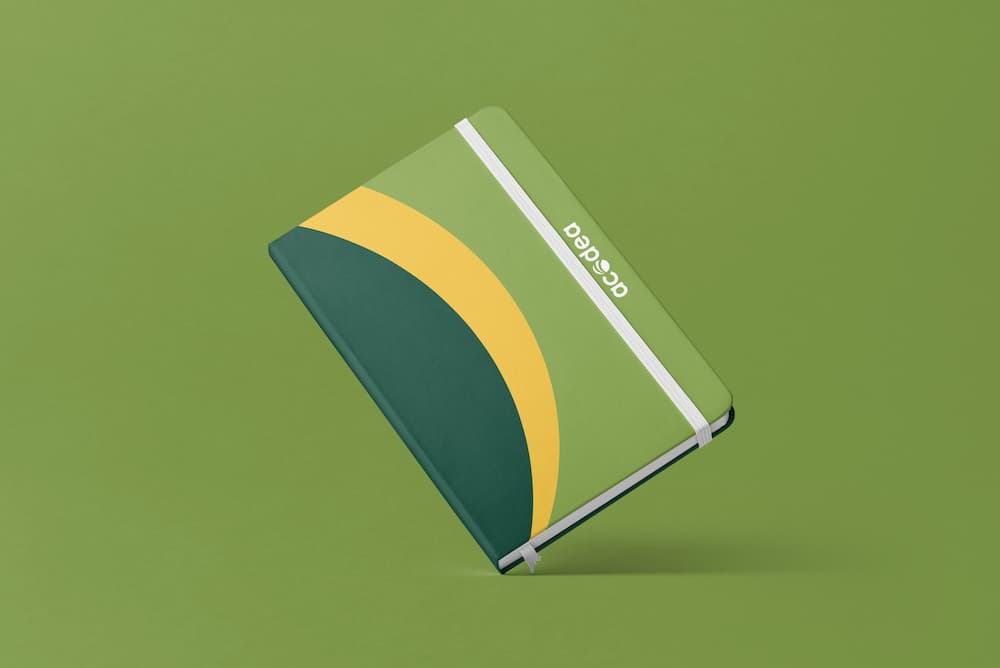 02_Notebook Mock-up copia 2 Agencia de Branding Murcia